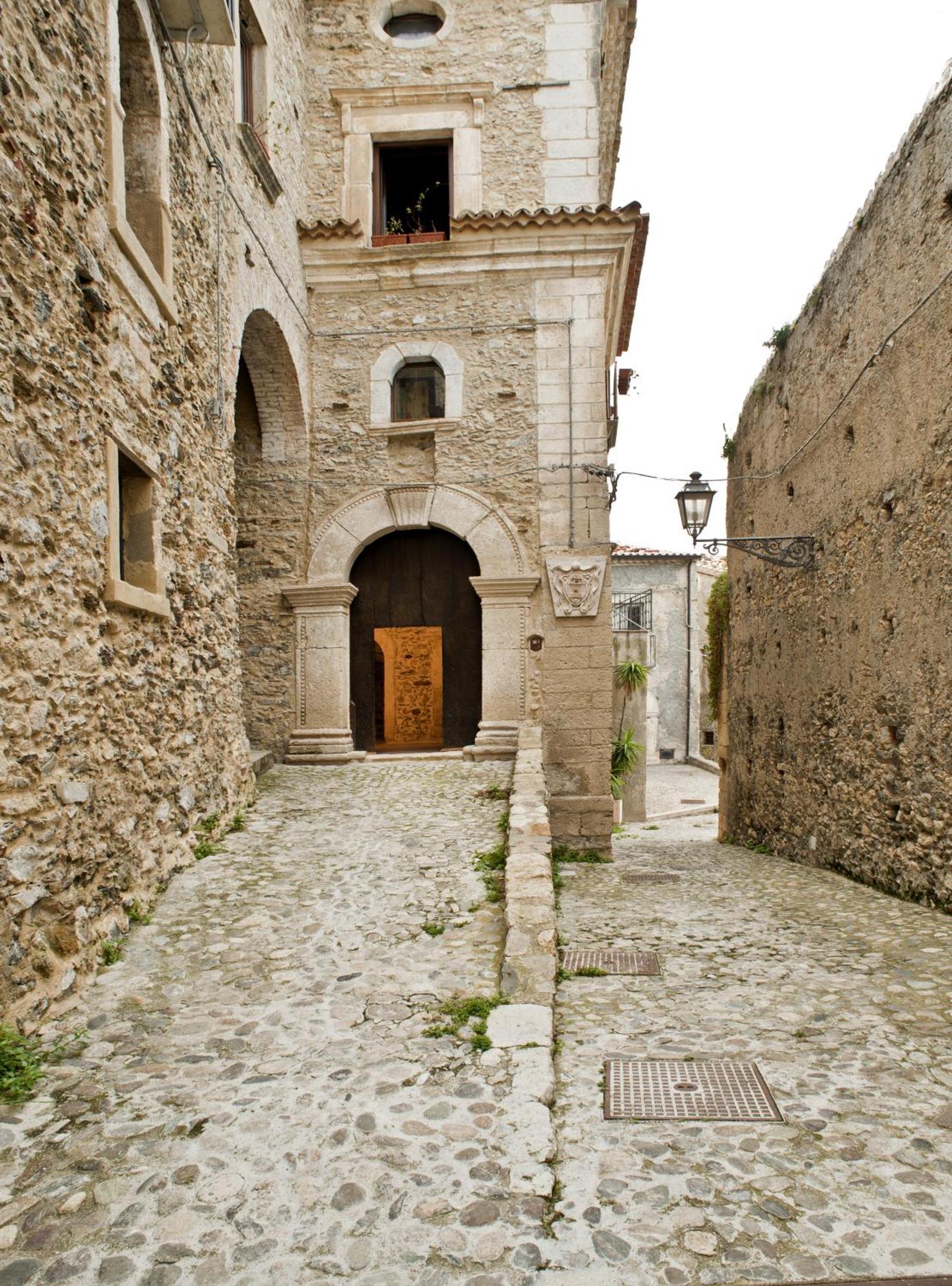Residenza D'Epoca Borgodifiume Hotel Fiumefreddo Bruzio Bagian luar foto