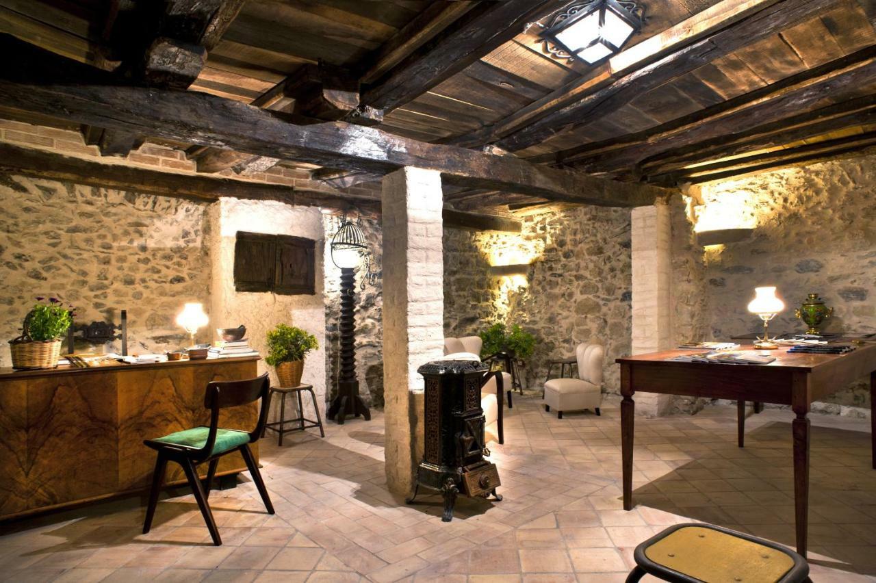 Residenza D'Epoca Borgodifiume Hotel Fiumefreddo Bruzio Bagian luar foto