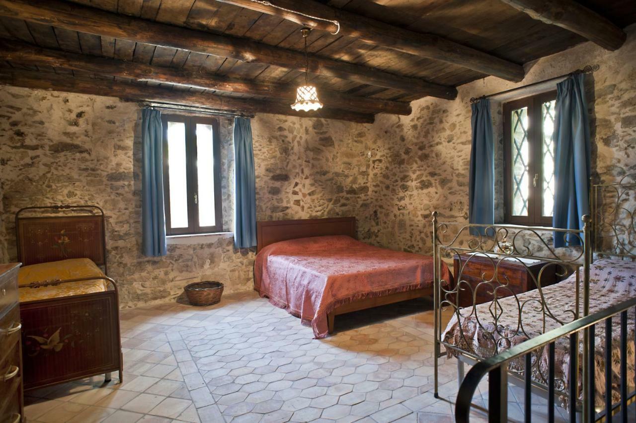 Residenza D'Epoca Borgodifiume Hotel Fiumefreddo Bruzio Bagian luar foto