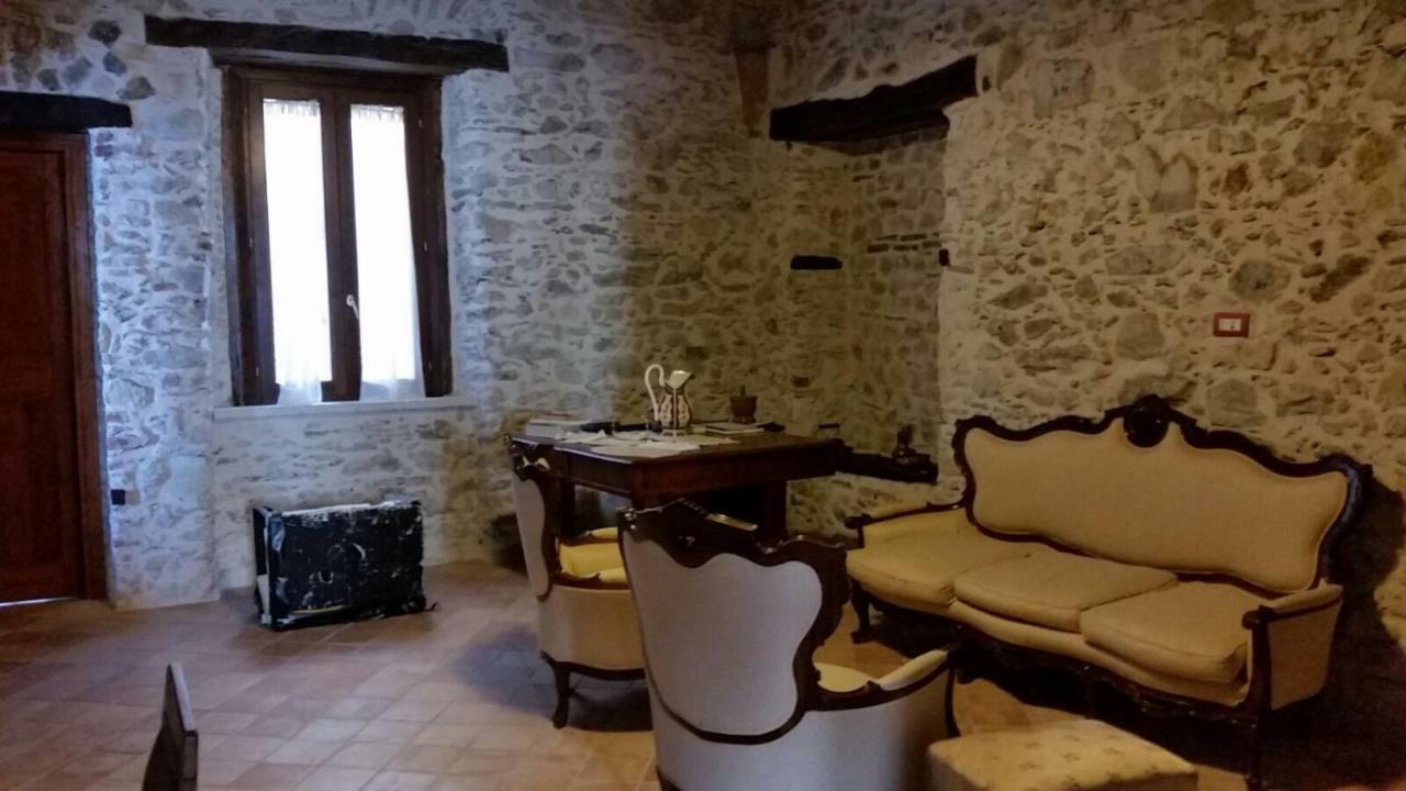 Residenza D'Epoca Borgodifiume Hotel Fiumefreddo Bruzio Bagian luar foto